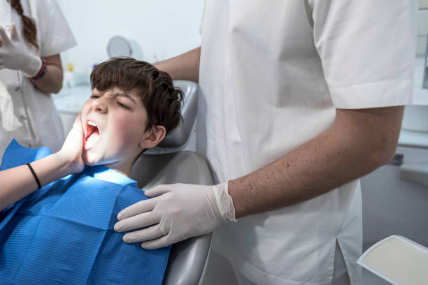Best Cracked Tooth Emergency Dentist  in South Gate, CA